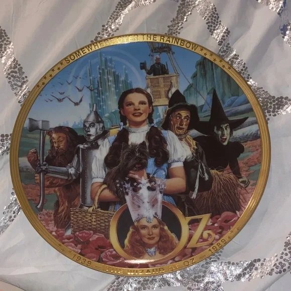 The Wizard of Oz Decorative Collectible Plate - Multicolor - Picture 1 of 2